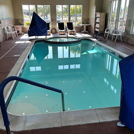 Comfort Inn & Suites Creswell Екстериор снимка