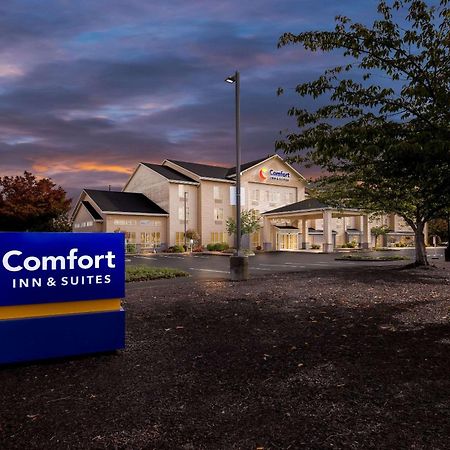 Comfort Inn & Suites Creswell Екстериор снимка
